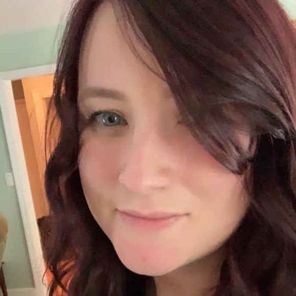 Meet your Posher, Michelle - Picture 1 of 1